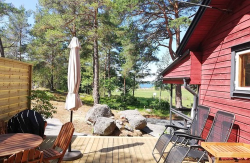 Ingmarso House | 4 person holiday home in INGMARSÖ