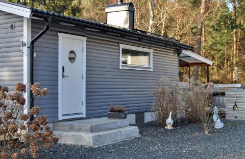 Sandskogen House | 4 person holiday home in LÖDDEKÖPINGE
