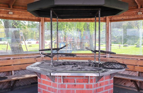 Mellerud O House | 4 person holiday home in MELLERUD-By Traum
