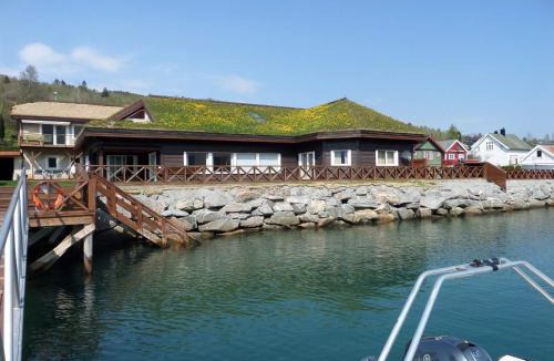 Nesset Apartment | 4 star holiday home in Eidsvåg