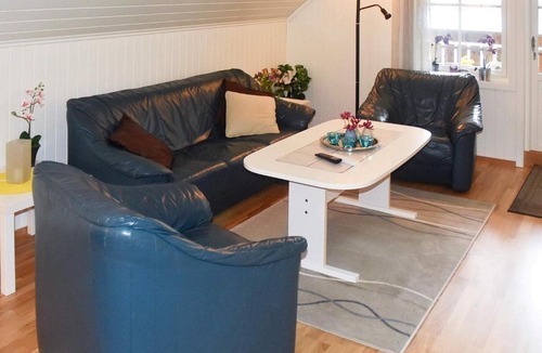 Leirvik House | 4 star holiday home in Leirvik i Sogn