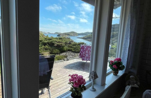 Bomlo House | 4 star holiday home in Espevær