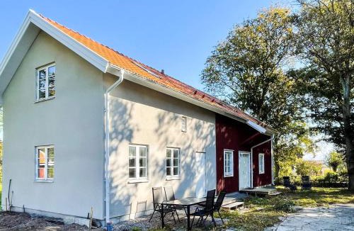Sodra Kvinneby House | 4 star holiday home in MÖRBYLÅNGA