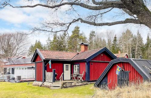 Droppsta House | 4 star holiday home in Märsta