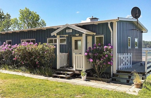 Ljungskile House | 4 star holiday home in Ljungskile