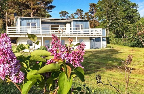Ljungskile House | 4 star holiday home in Ljungskile