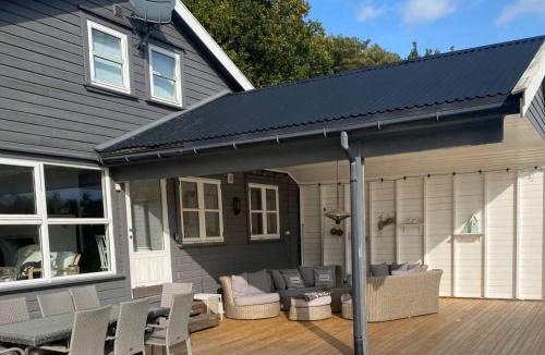 Ny Hellesund House | 4 star holiday home in Sogne