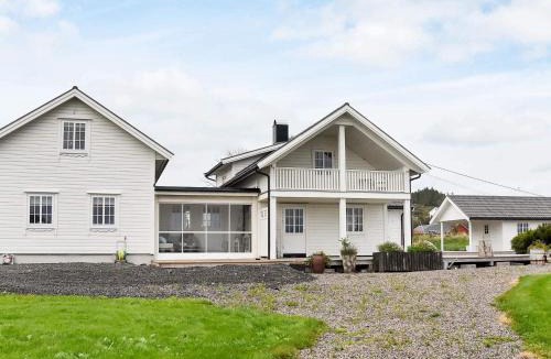 Fraena House | 4 star holiday home in Tornes I Romsdal