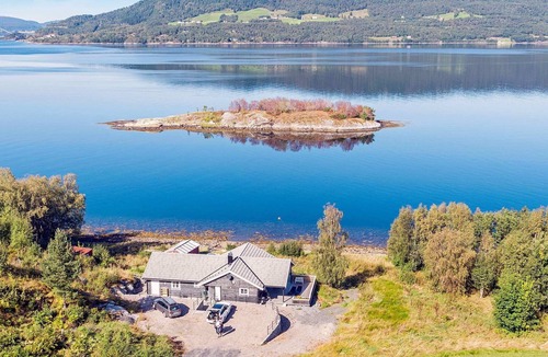 Torvikbukt House | 4 star holiday home in Torvikbukt