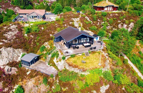 Bomlo House | 4 star holiday home in Urangsvåg