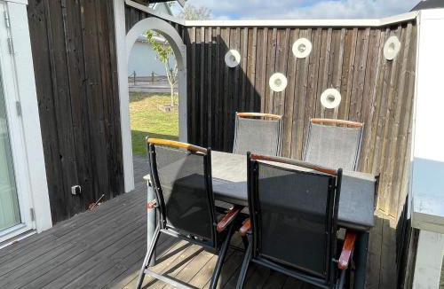 Drottningskar House | 4 star holiday home in Drottningskär