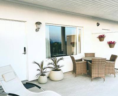 Lervik Apartment | 40 m² Serviced apartment ∙ 4 guests