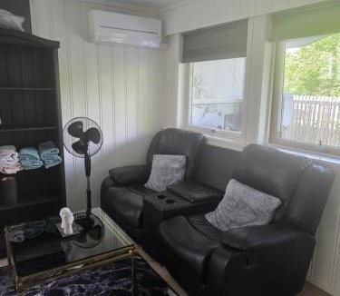 Klofta Villa | 4bedroom villa 15Airport Free parking