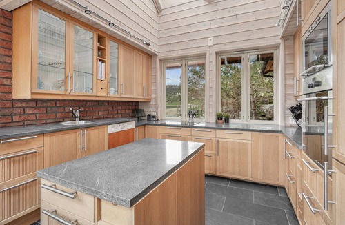 Masfjorden House | 5 bedroom awesome home in Masfjorden