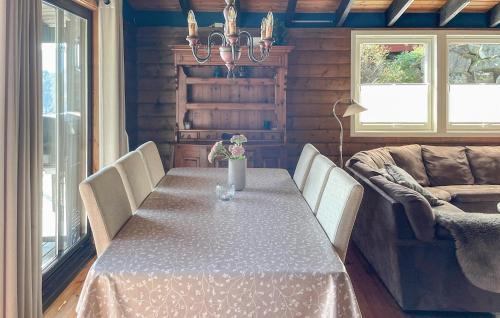 Suldal House | 5 Bedroom Cozy Home In Hebnes