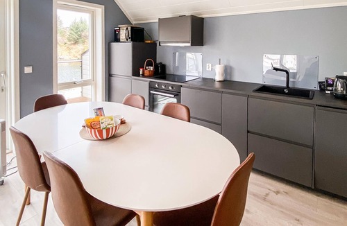 Meling House | 5 bedroom gorgeous home in Bremnes