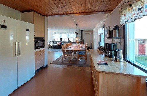 Vastra Torup House | 5 bedroom nice home in Västra Torup