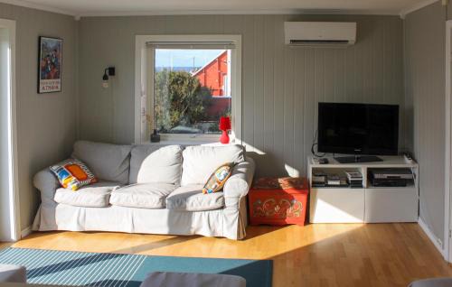 Vestbygd House | 5 Bedroom Nice Home In Borhaug