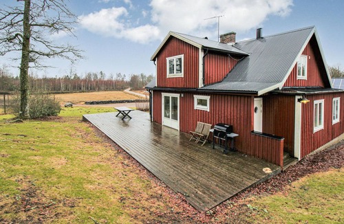 Ljushult House | 5 bedroom nice home in LIDHULT