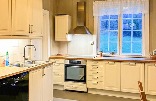 Hole Municipality House | 5 bedroom nice home in Krokkleiva
