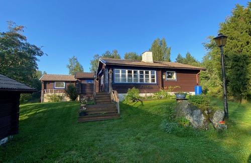 Rensbyn House | 5 Beds near Lake Runn