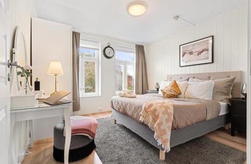 Trondheim Apartment | 5 mins to City center in Bright & Cozy stay