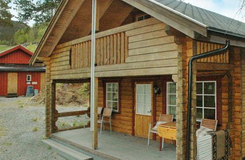 Halsa Municipality House | 5 person holiday home in VÅGLAND