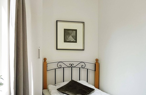 Lokholmen House | 5 person holiday home in STRÖMSTAD