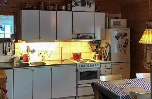 Are House | 5 person holiday home in JÄRPEN