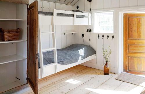 Flen Municipality House | 5 person holiday home in Mellösa