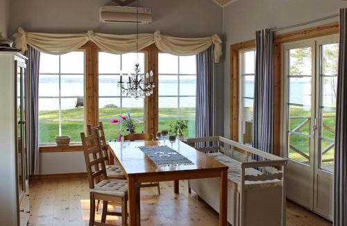 Mariestad House | 5 person holiday home in MARIESTAD-By Traum