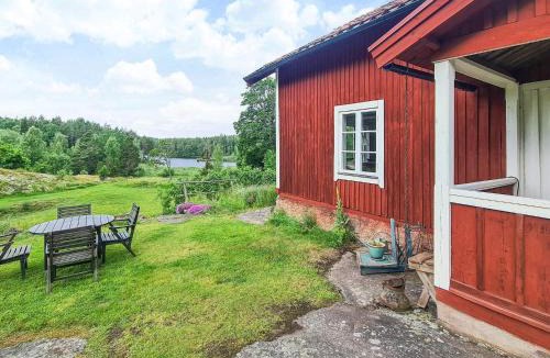 Flen Municipality House | 5 person holiday home in Mellösa