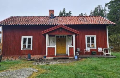 Flen Municipality House | 5 person holiday home in Mellösa