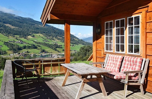 Olden House | 5 person holiday home in olden