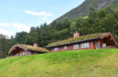 Olden House | 5 person holiday home in olden