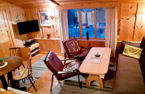 Kvaloya House | 5 person holiday home in Straumsbukta