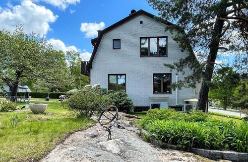 Gunnebo House | 5 person holiday home in Gunnebo