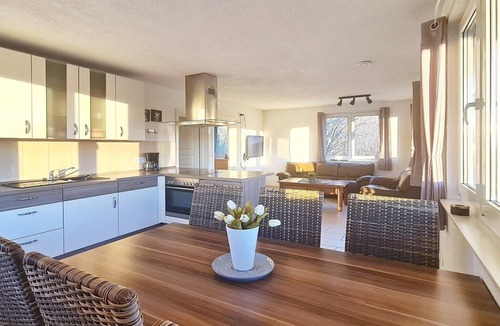 Lonevag House | 5 person holiday home in LONEVÅG-By Traum