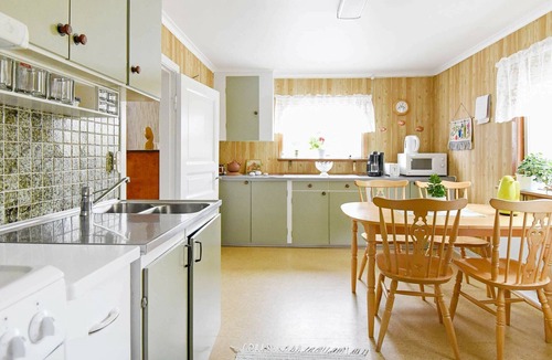 Bullaren House | 5 person holiday home in BULLAREN-By Traum
