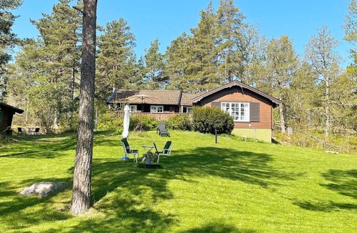 Skaftet House | 5 person holiday home in GUNNEBO