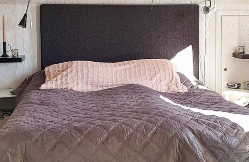 Karbenning House | 5 person holiday home in NORBERG