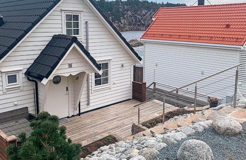 Bomlo House | 5 star holiday home in Urangsvåg