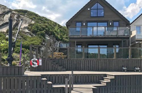 Bomlo House | 5 star holiday home in Urangsvåg