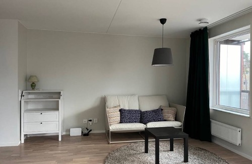 Solna Apartment | 50 m² Apartment ∙ 1 bedroom ∙ 2 guests