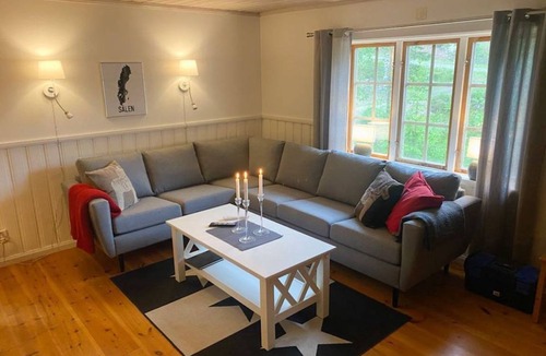 Stoten House | 50 m² House ∙ 2 bedrooms ∙ 6 guests