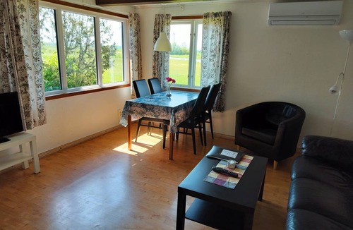 Kopingsvik House | 50 m² House ∙ 2 bedrooms ∙ 4 guests