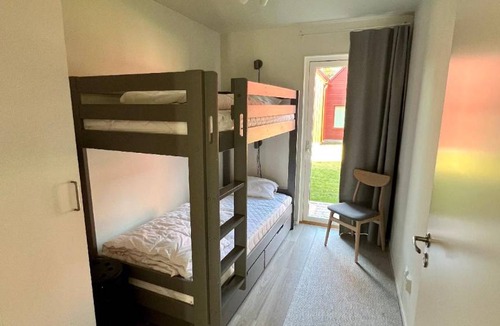 Vasteras Municipality Apartment | 52 m² Apartment ∙ 3 bedrooms ∙ 10 guests