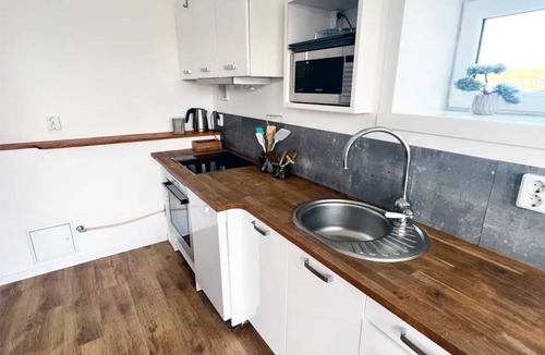 Brottby House | 55 m² House ∙ 1 bedroom ∙ 3 guests