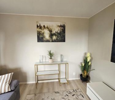 Laksevag Apartment | 6-Bedroom Apartment with Scenic Views
