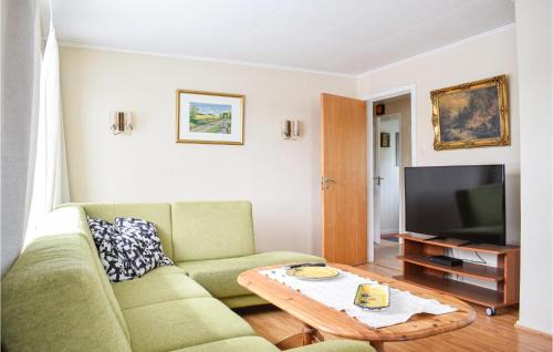 Lindas House | 6 Bedroom Lovely Home In Seim